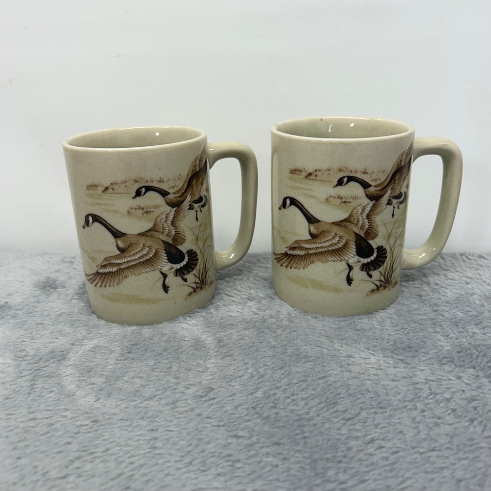 Vintage Otagiri Japan Canada Geese Stoneware Coffee Mugs Set of 2 Speckled Beige